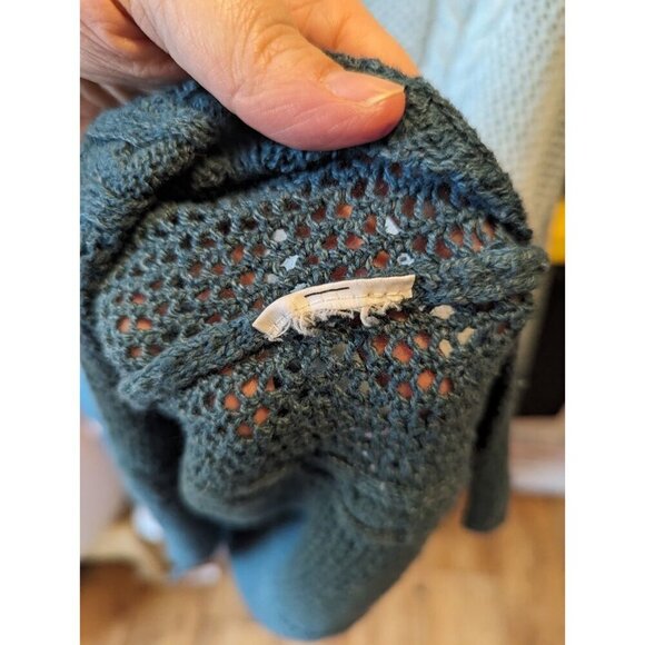 American Eagle Blue Ombre Cable Knit Sweater Size Large Pullover Crotched - Picture 6 of 15